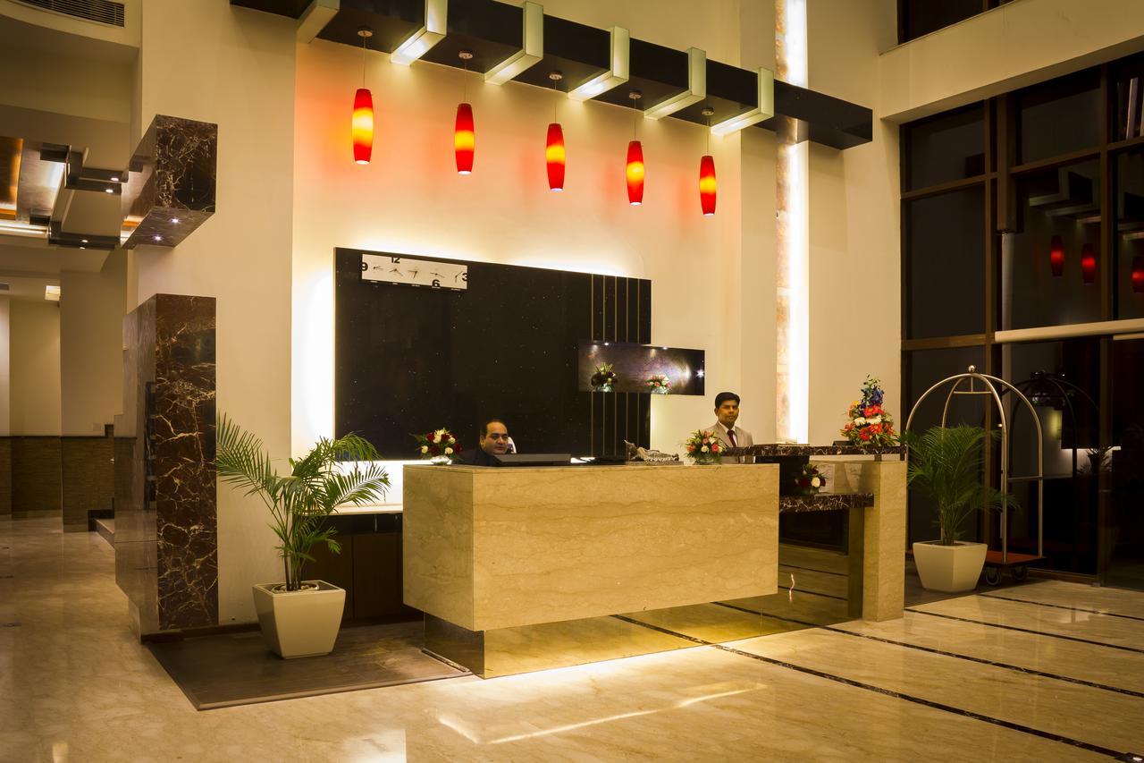 Club Florence Gurgaon Exterior foto
